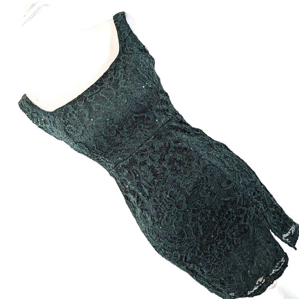 B. DARLIN! EMERALD GREEN STRETCH LACE MINI SEQUIN SQUIGGLES SHEATH DRESS! SZ 5/6